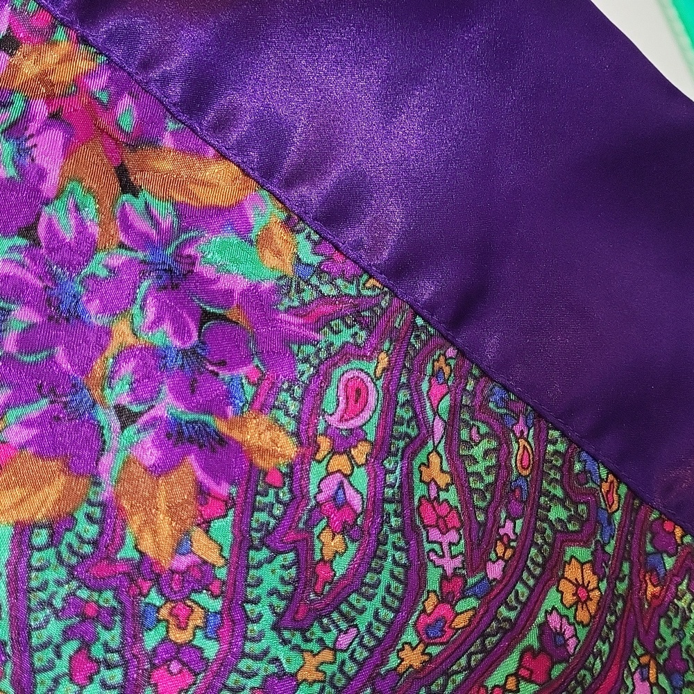 Victoria's Secret Gold Label Silky Robe - Picture 2 of 5